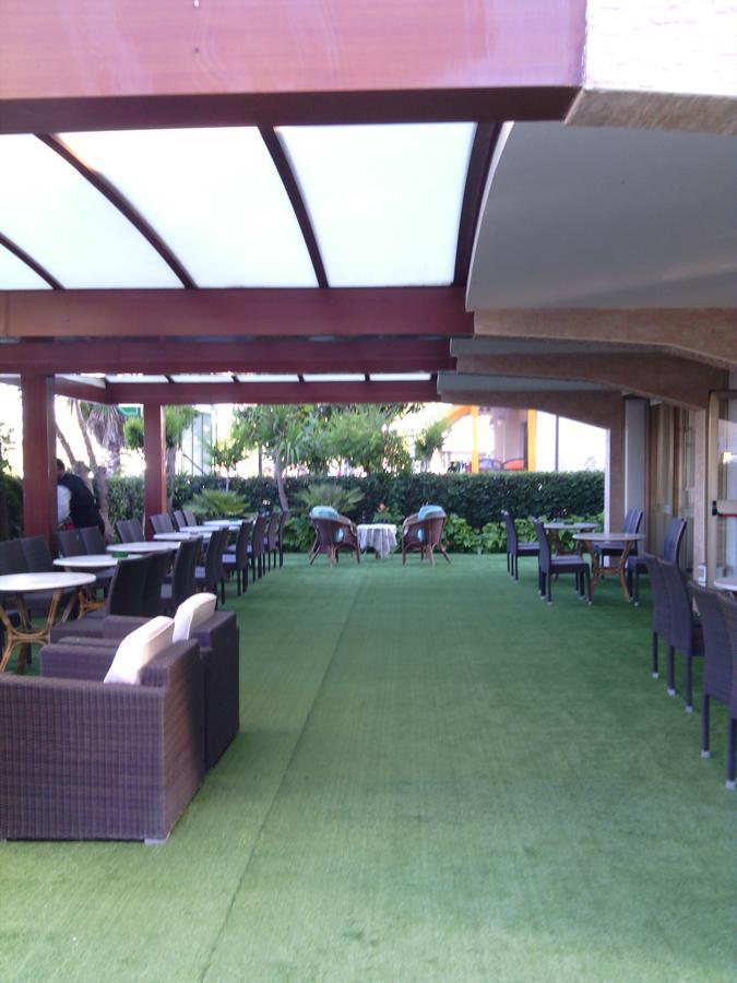 Hotel Boston Alba Adriatica Exterior photo